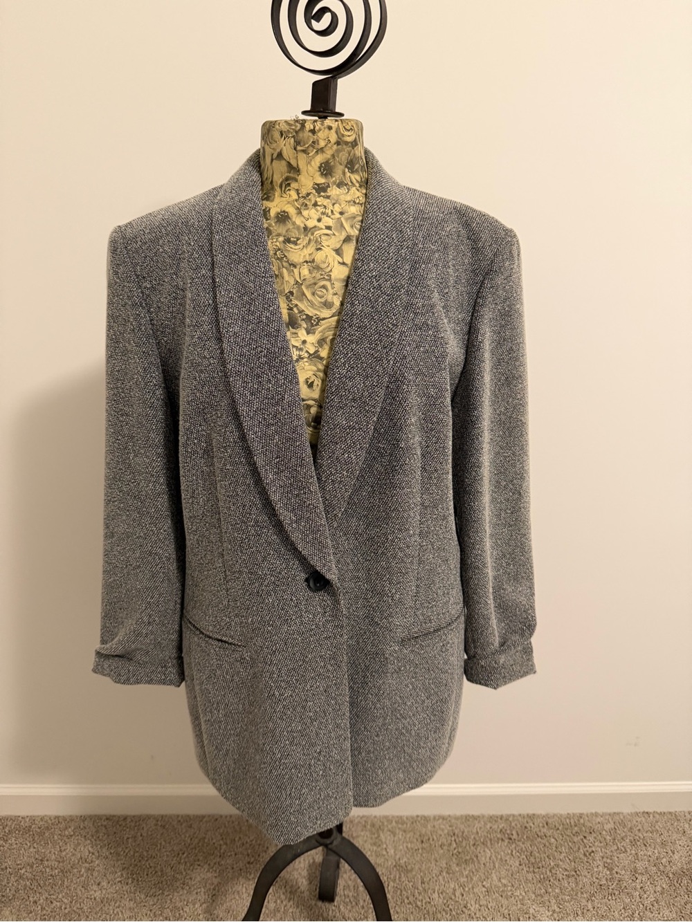 Jones New York Textured Grey Shawl-Collar Blazer